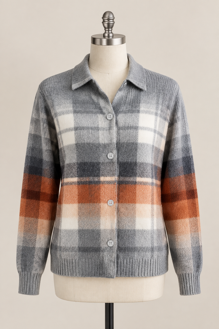 Graue Damenstrickjacke mit Karomuster und Farbverlauf