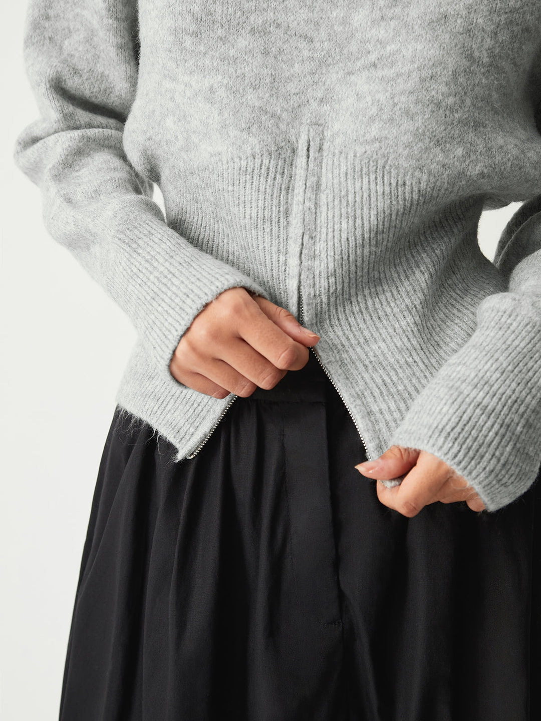 Damen-Strickpullover mit kurzem Reißverschluss