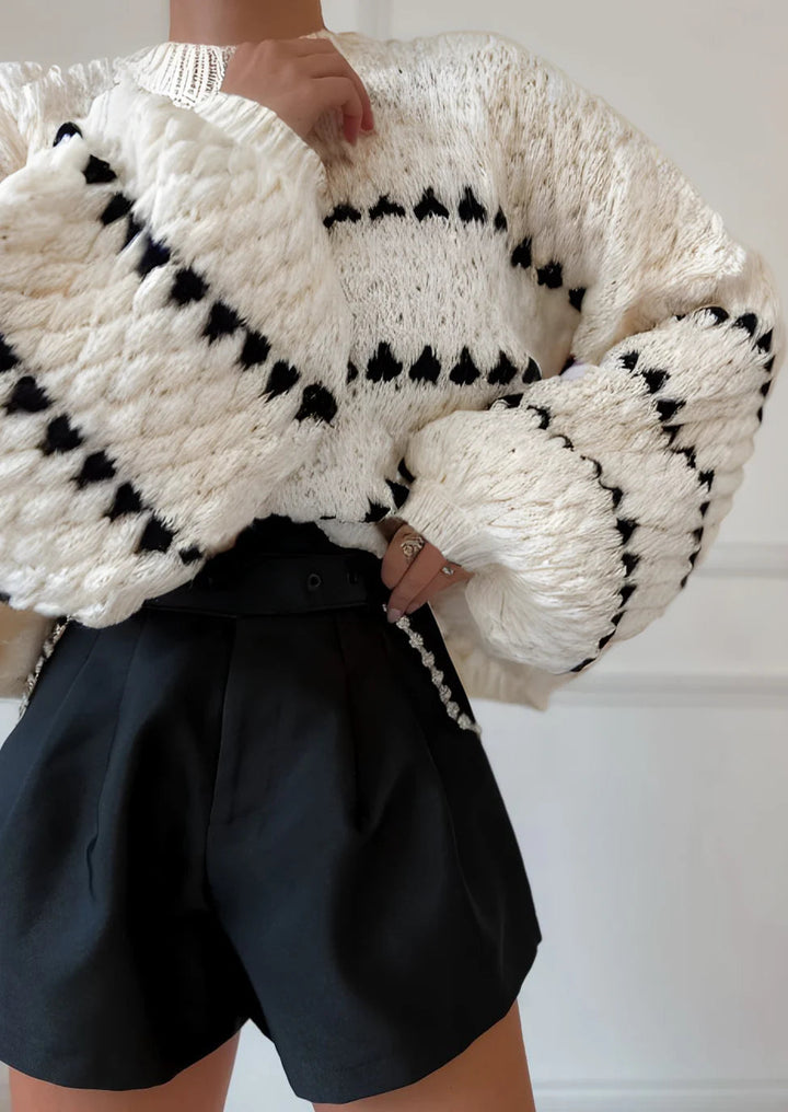 Damenpullover mit Kontrastmuster
