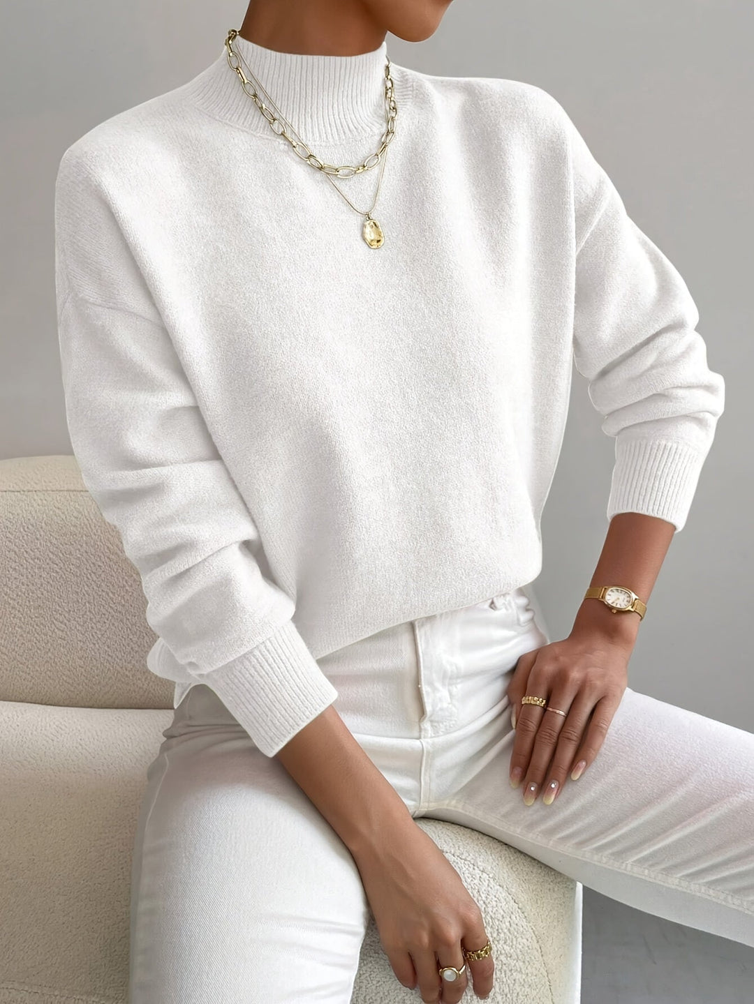 Eleganter Damen-Strickpullover mit Stehkragen
