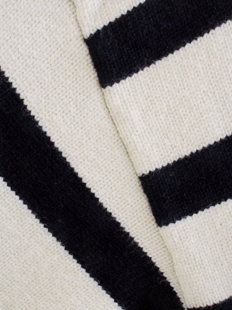 Damenpullover mit Kontraststreifen