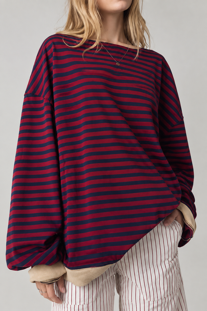 Damenpullover mit maritimen Streifen